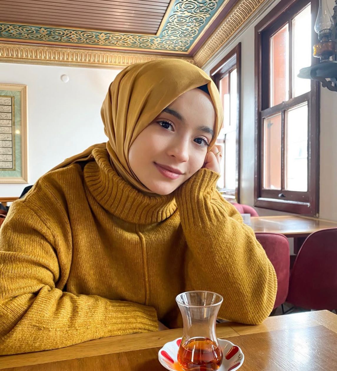 Ahıllı Cazibeli Partner Bayan Escort Reyhan